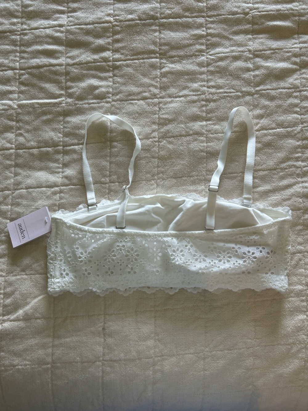 Auden White Eyelet Lace Bandeau Bralette with Straps - Picture 2 of 4